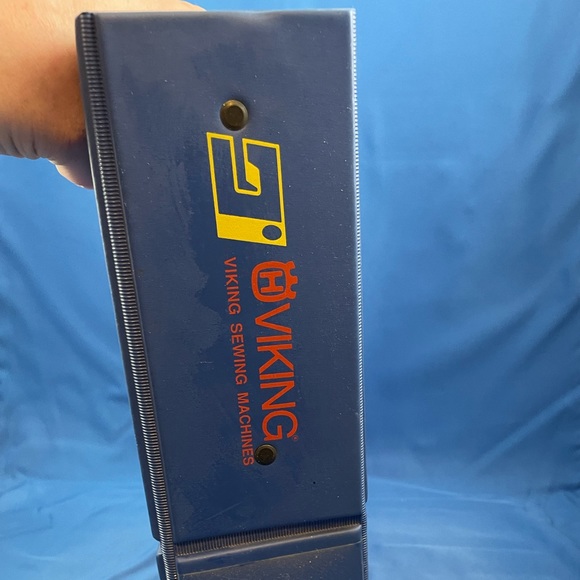 VTG 1994 Viking Husqvarna Owner’s Handbook One-Touch Computer Sewing Machines - Picture 3 of 13